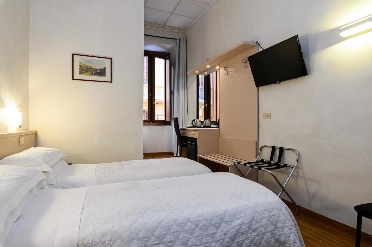 Hotel Julia Rome Bagian luar foto