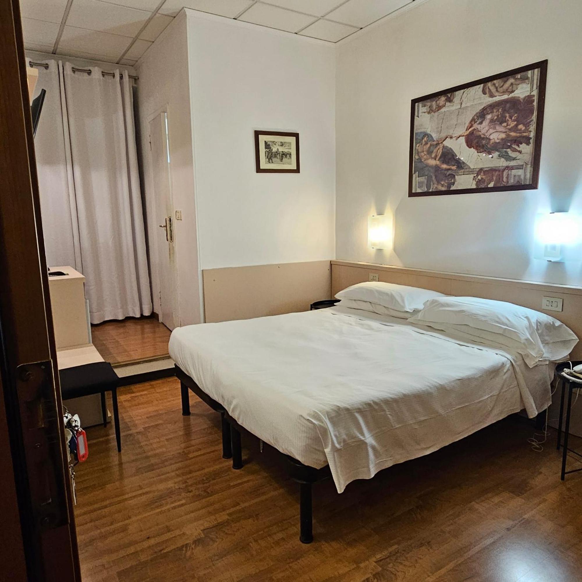 Hotel Julia Rome Bagian luar foto