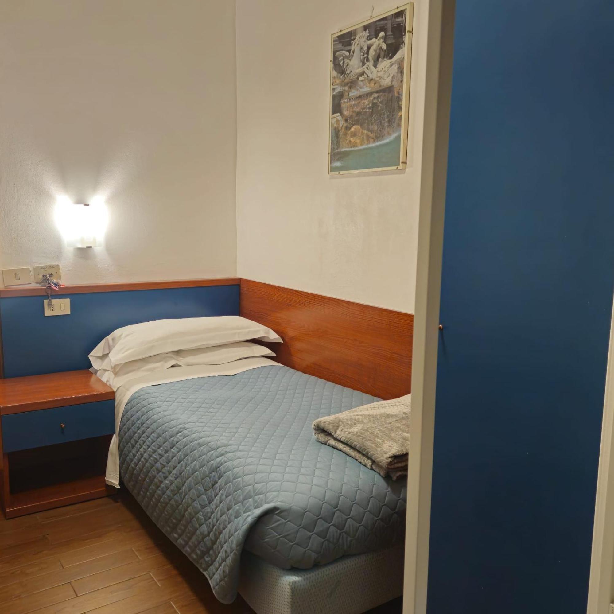 Hotel Julia Rome Bagian luar foto