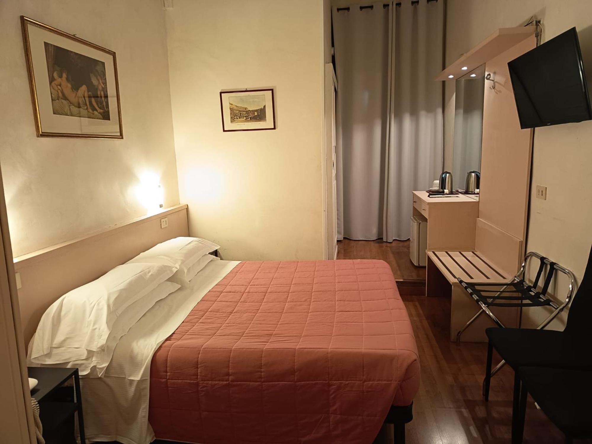 Hotel Julia Rome Bagian luar foto